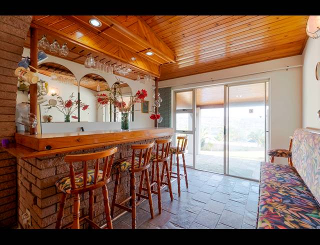 2 BEDROOM HOUSE FOR SALE IN BLUFF